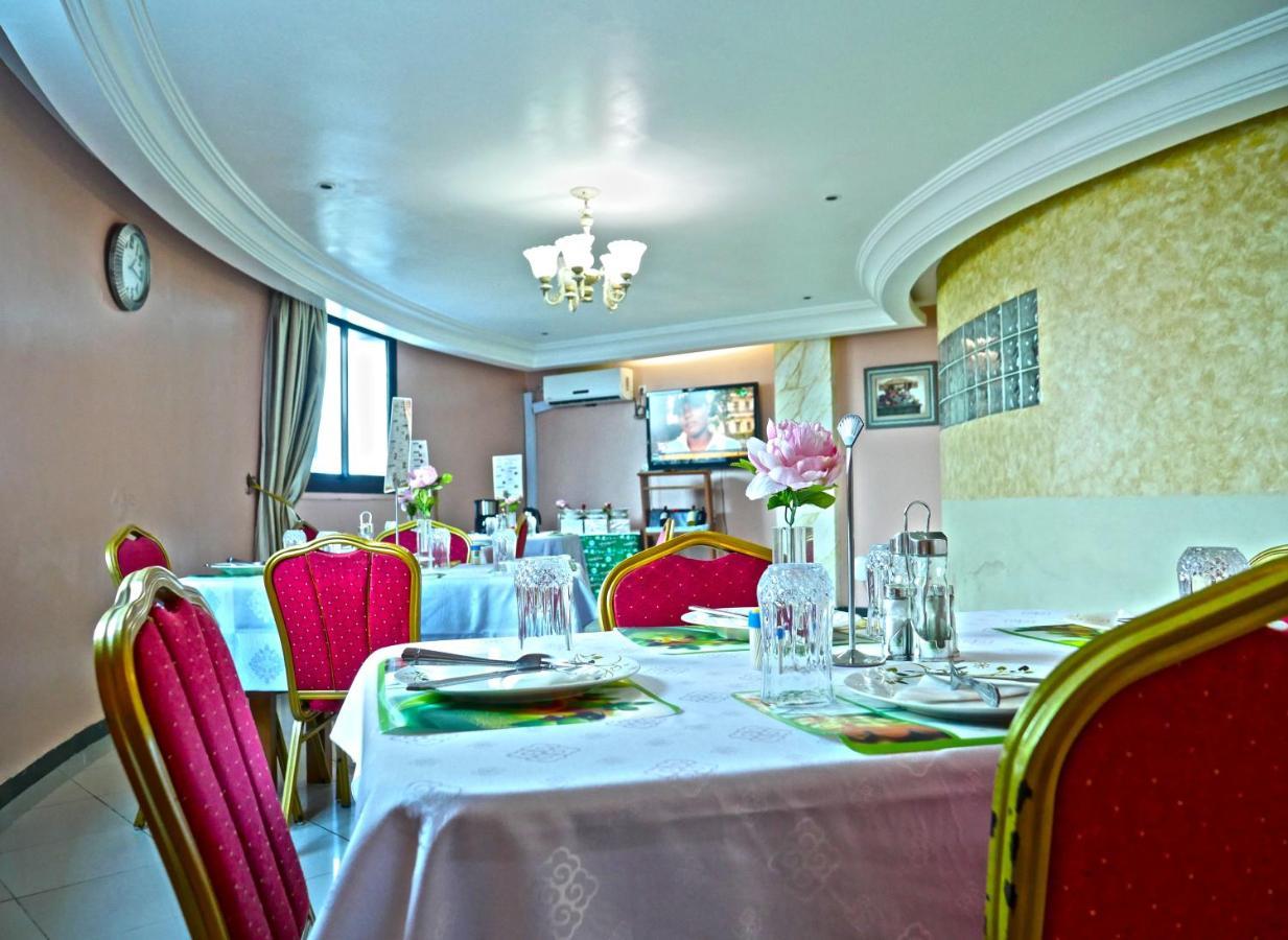 Residence Le Carat Douala Dış mekan fotoğraf
